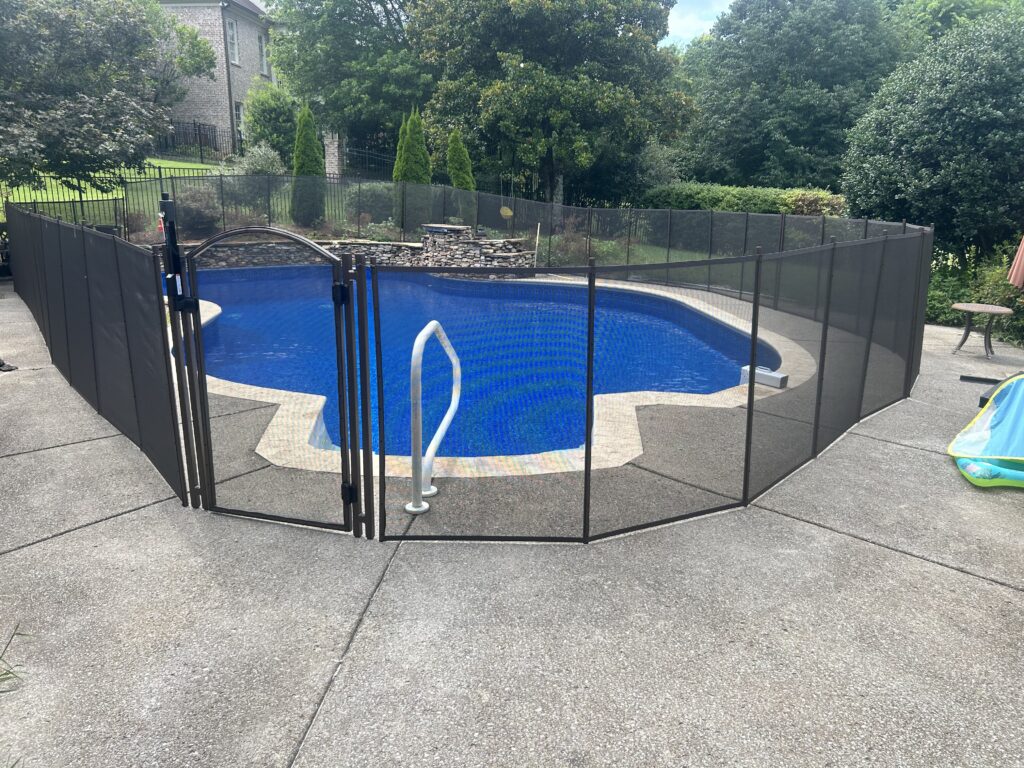 Mesh pool safety fence installed in Gallatin, TN